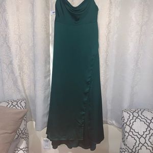 Fame & Partners Forest Green Dress
